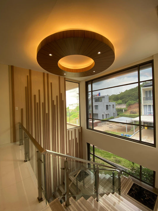 Akses tangga yang mewah