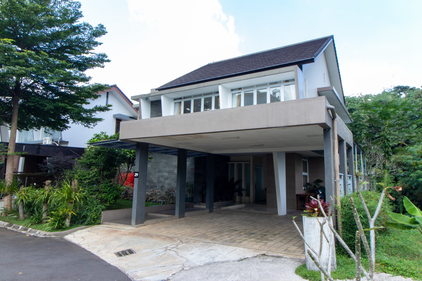 4 BR De Reiz Villa Tirta Syariah - Private Swiming Pool - Family Only