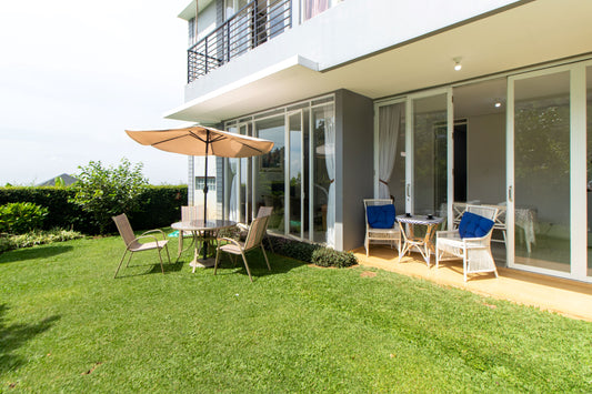 2 BR De Reiz Villa Rose Garden Syariah - City View - Family Only