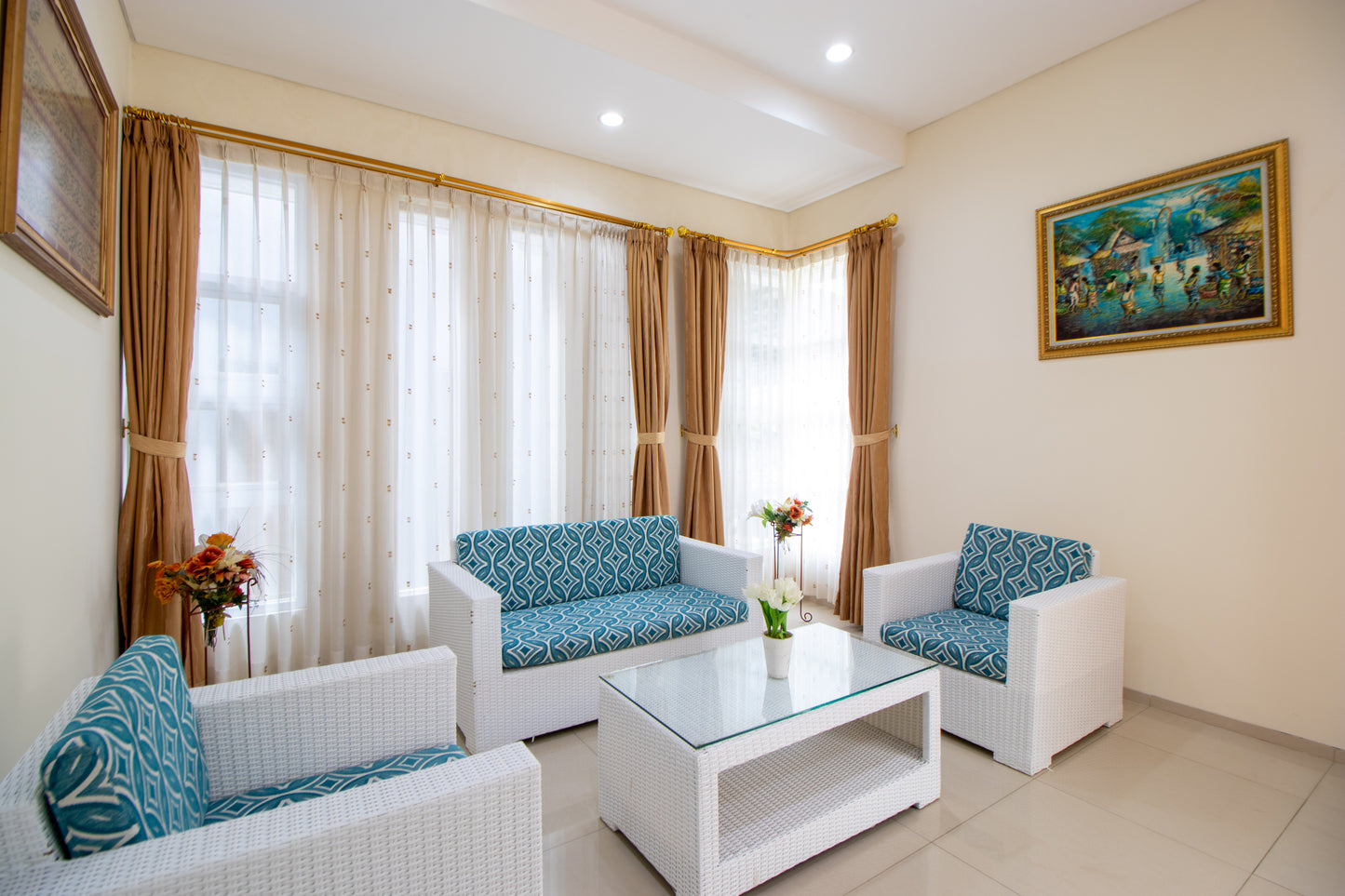 4 BR De Reiz Villa Spring Hill Syariah - City View - Family Only