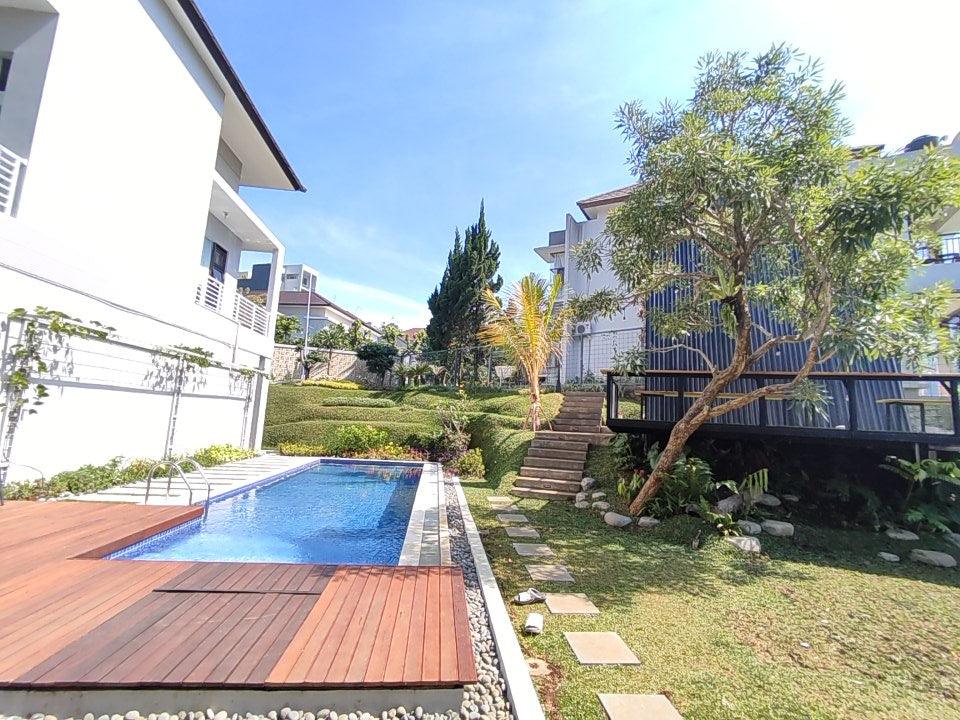 5 Villa Terbaik untuk Reuni di Bandung