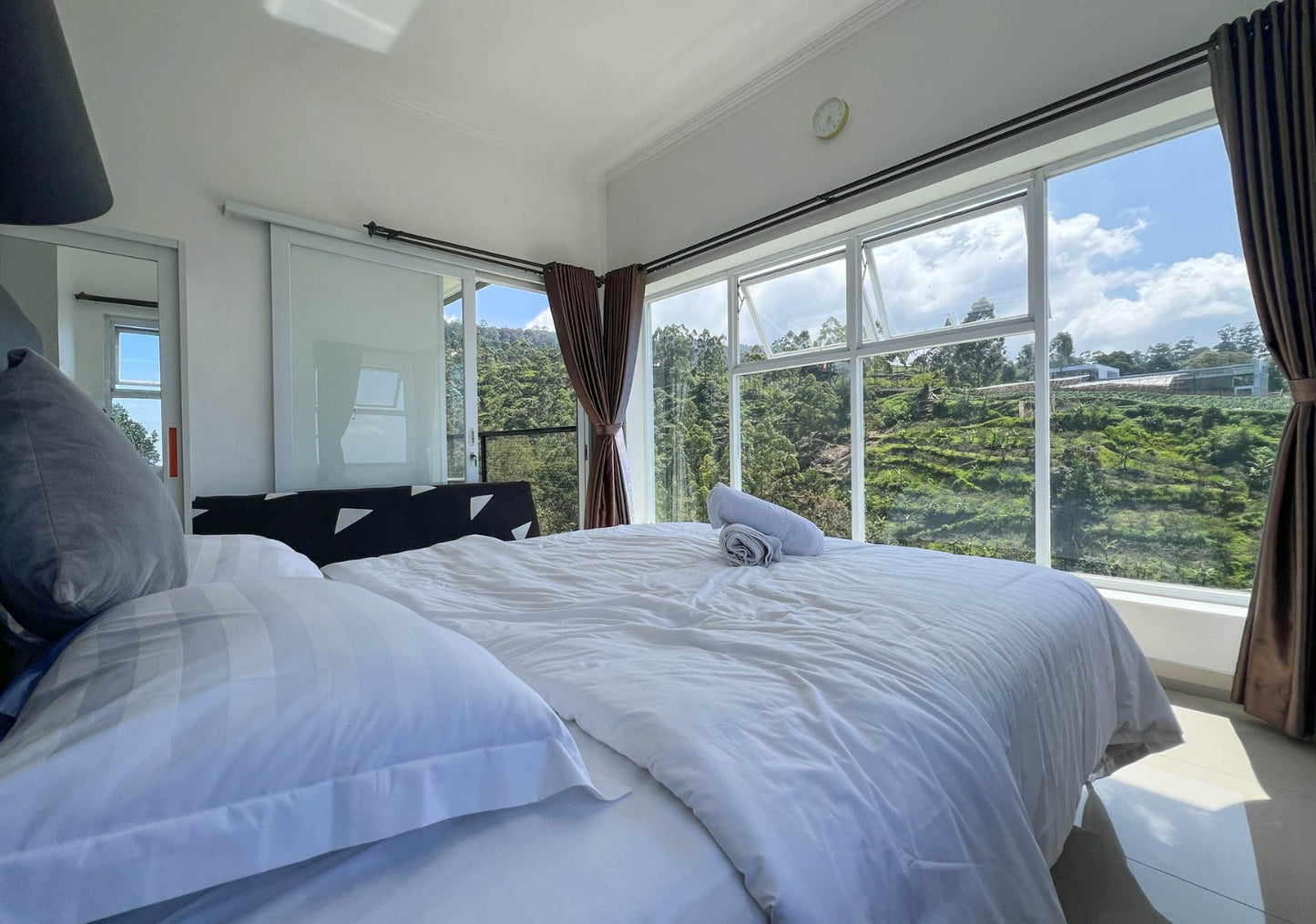 Villa Lembang 4BR Arbi Syariah – 360 Panoramic View