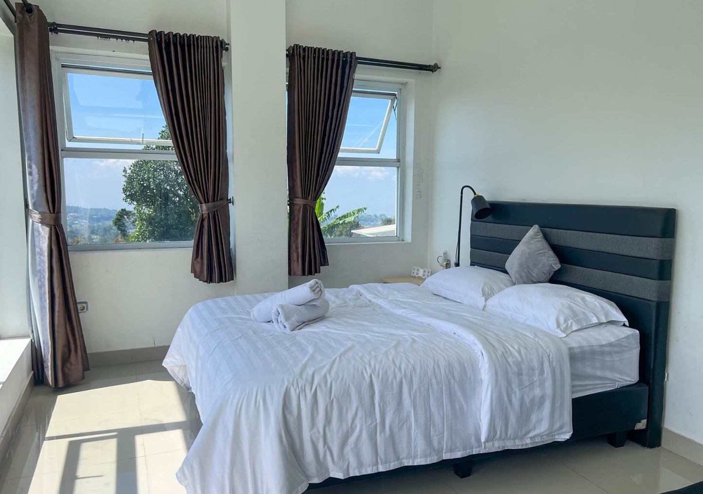 Villa Lembang 4BR Arbi Syariah – 360 Panoramic View
