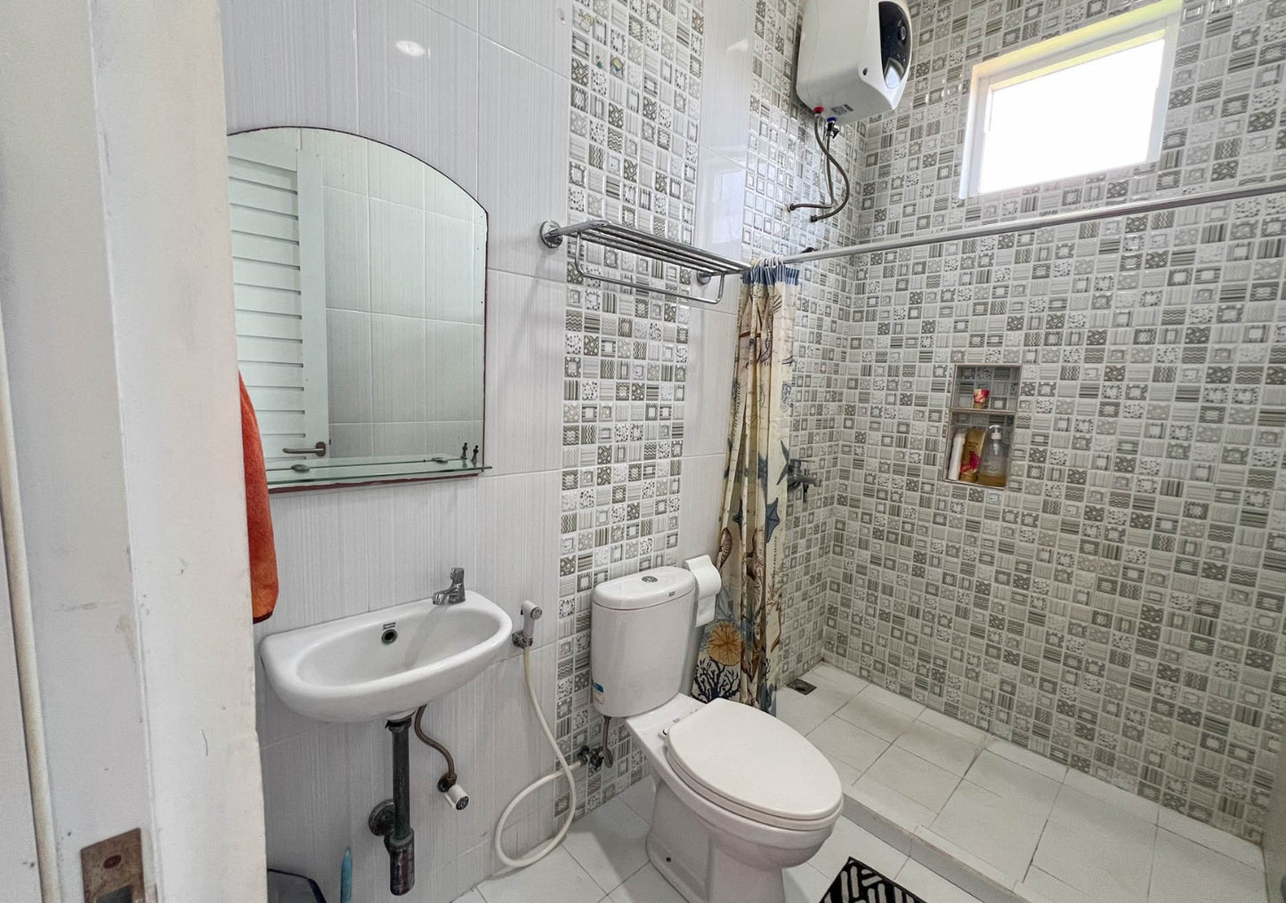 Villa Lembang 4BR Arbi Syariah – 360 Panoramic View