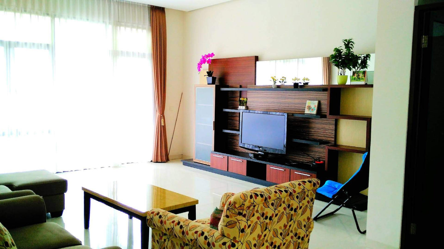 Villa Tina Syariah, 4 BR, Family Only, View Indah ke Resort Dago Pakar